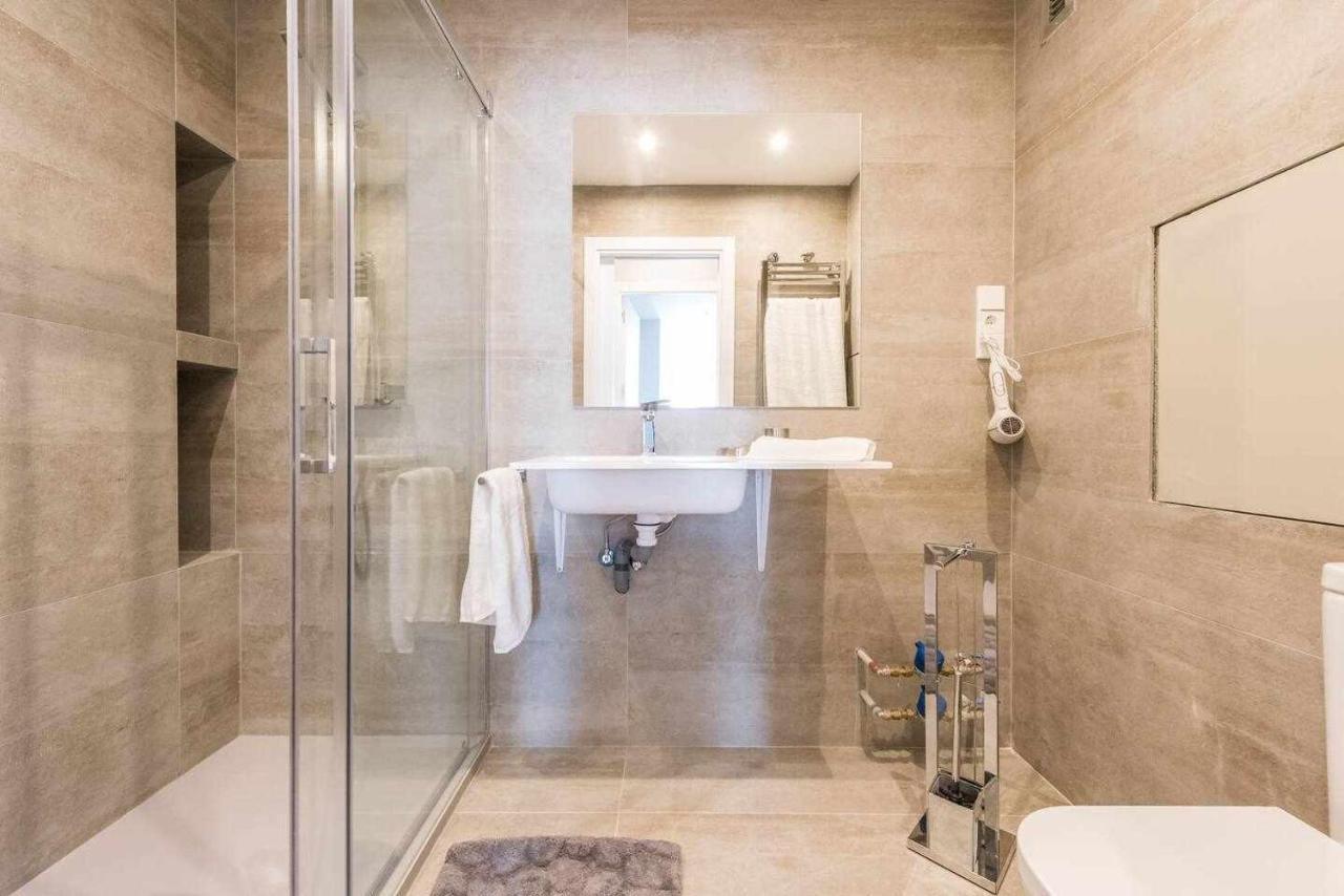 Apartamento Lujo Princesa Gran Via Madrid Kültér fotó